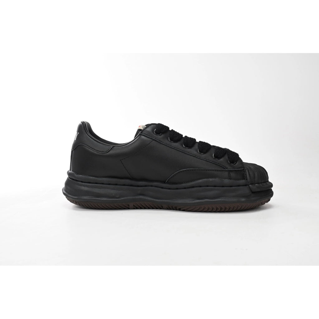 Mihara Yasuhiro All Black Gold sneakers