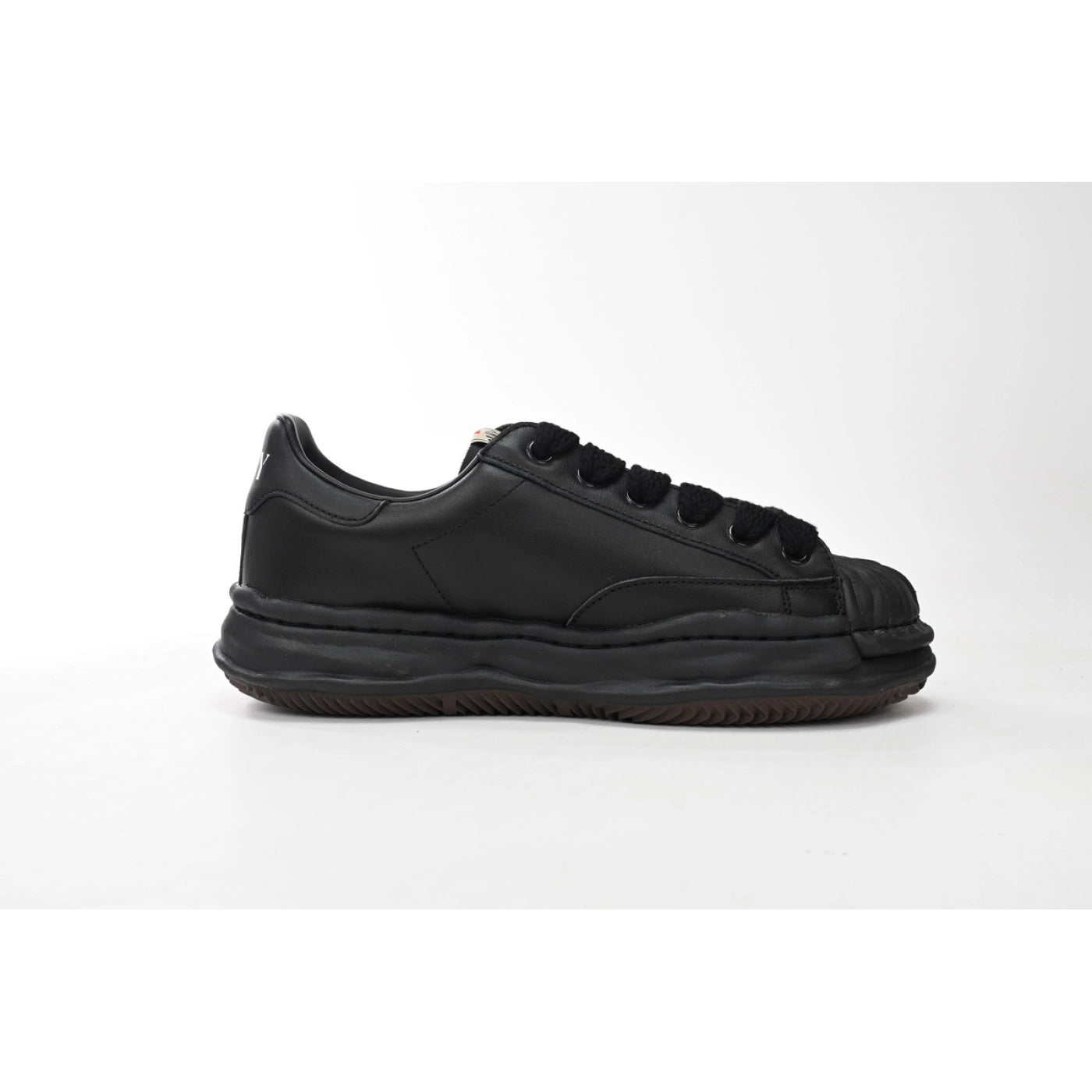 Mihara Yasuhiro All Black Gold sneakers