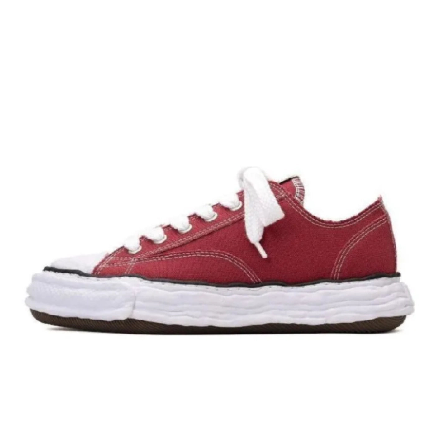 MIHARA YASUHIRO White Red sneakers