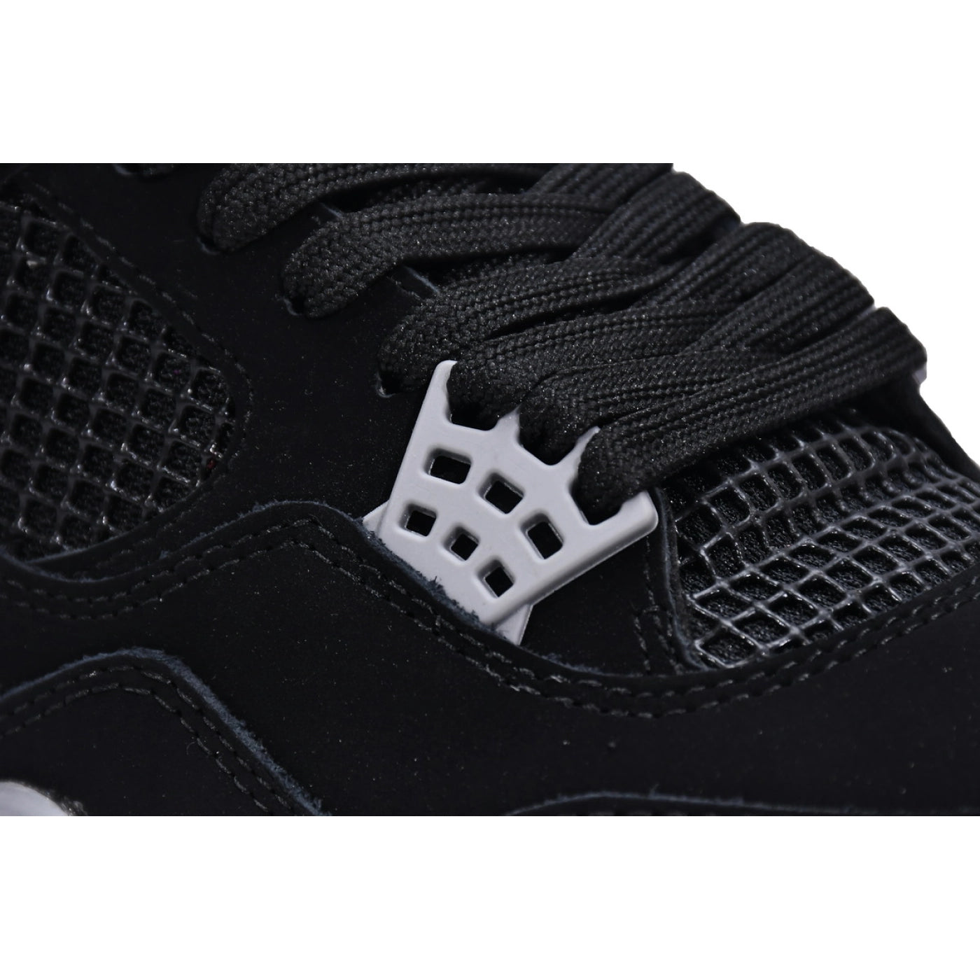 Air Jordan 4 Retro Bred