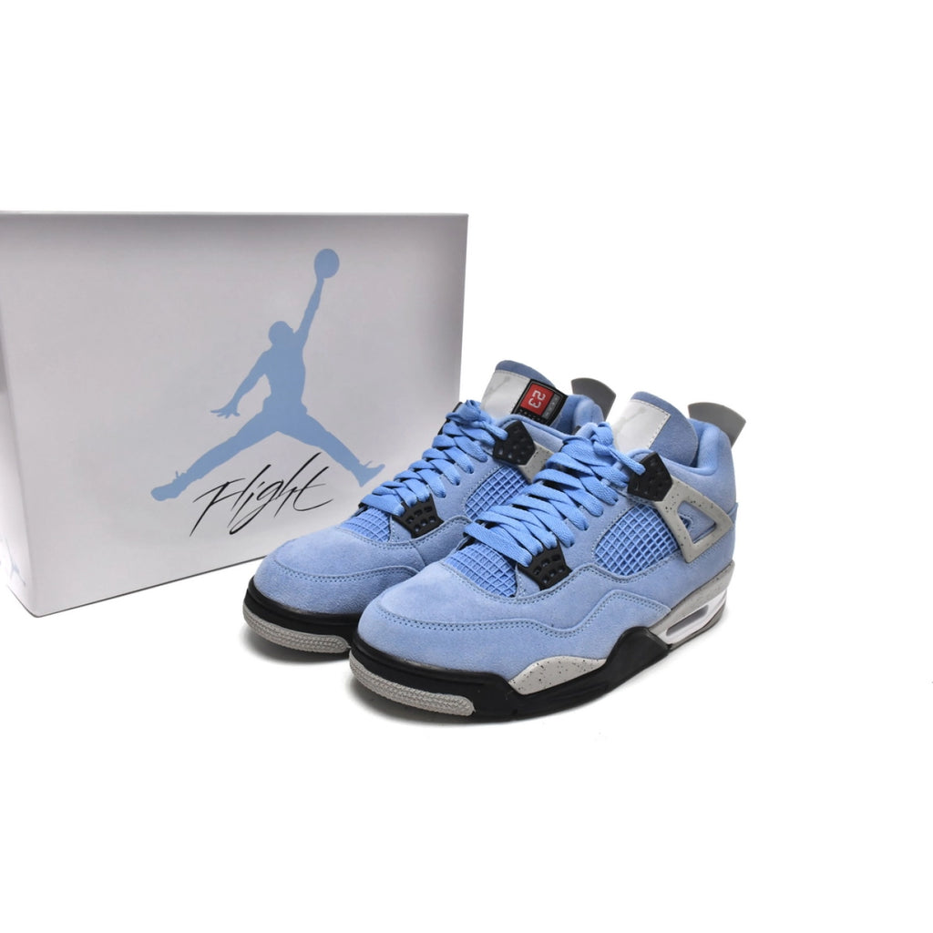 Air Jordan 4 SE University Blue
