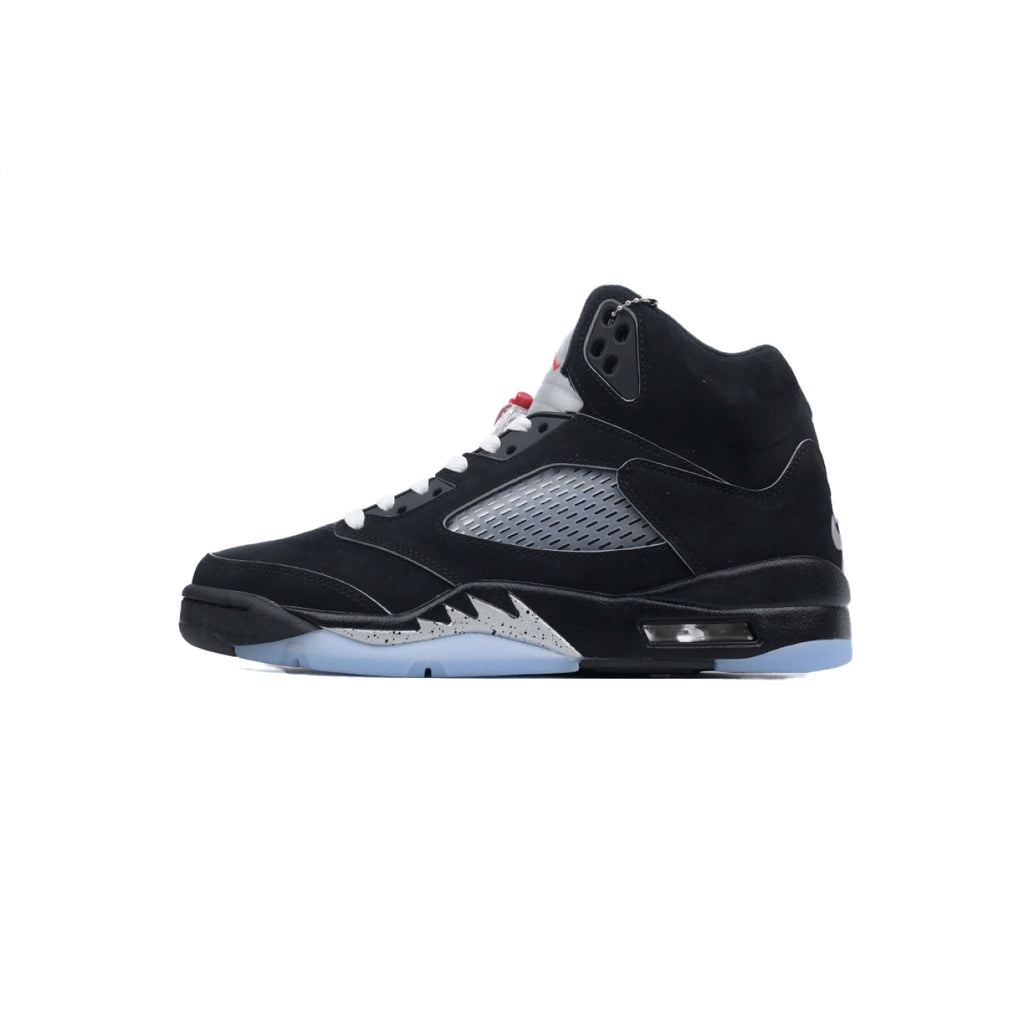 Air Jordan 5“Black Metallic Reimagined"