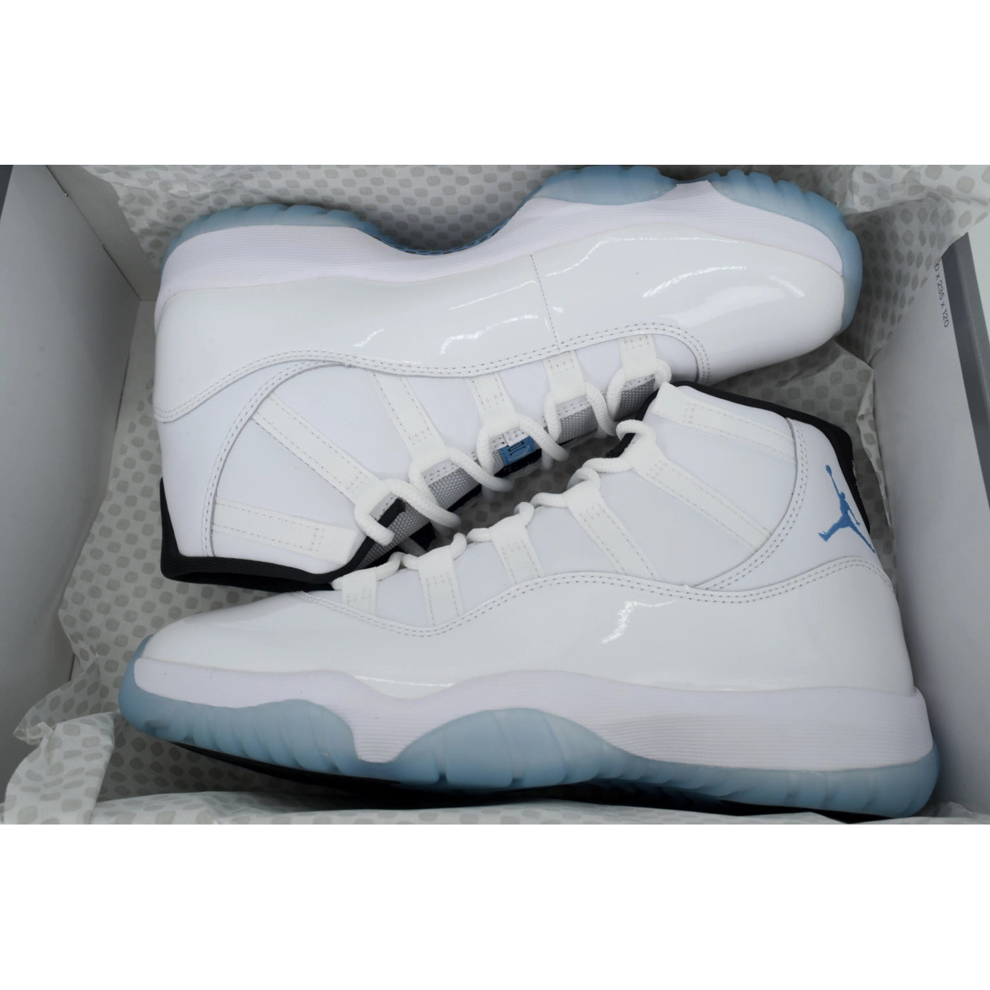 Air Jordan 11 Retro 'Columbia / Legend Blue'
