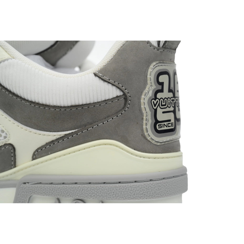 Louis Vuitton Leather lace up Fashionable Board Shoes White