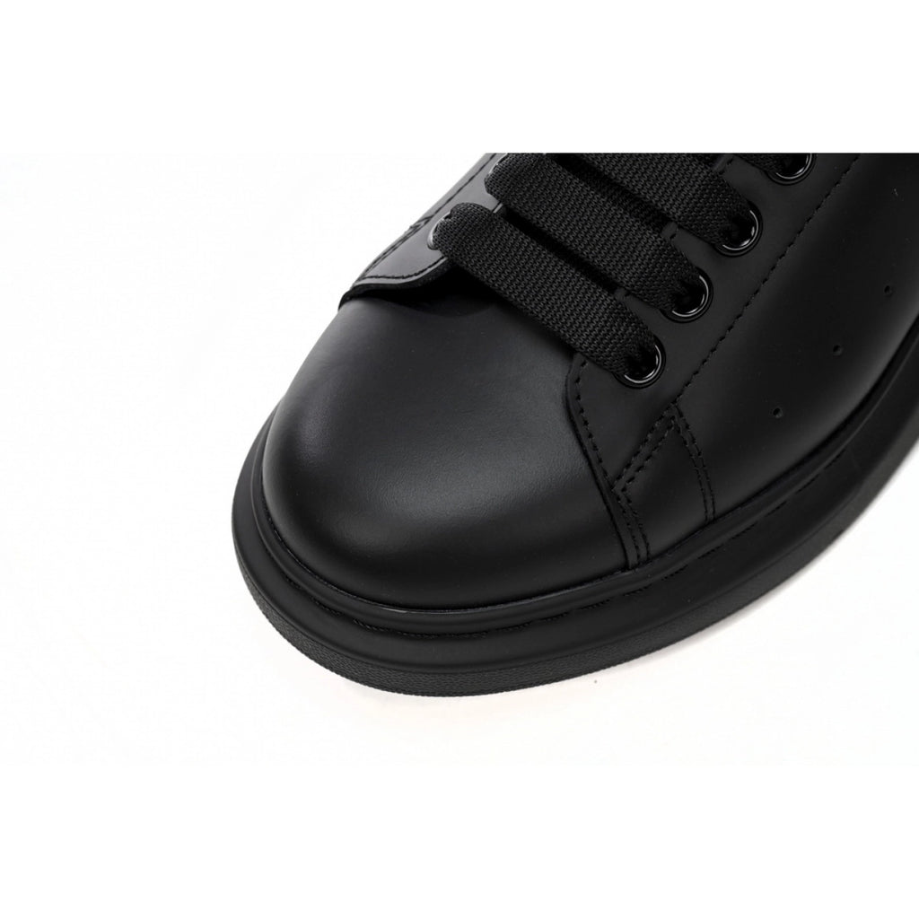 Alexander McQueen Sneaker Black gold