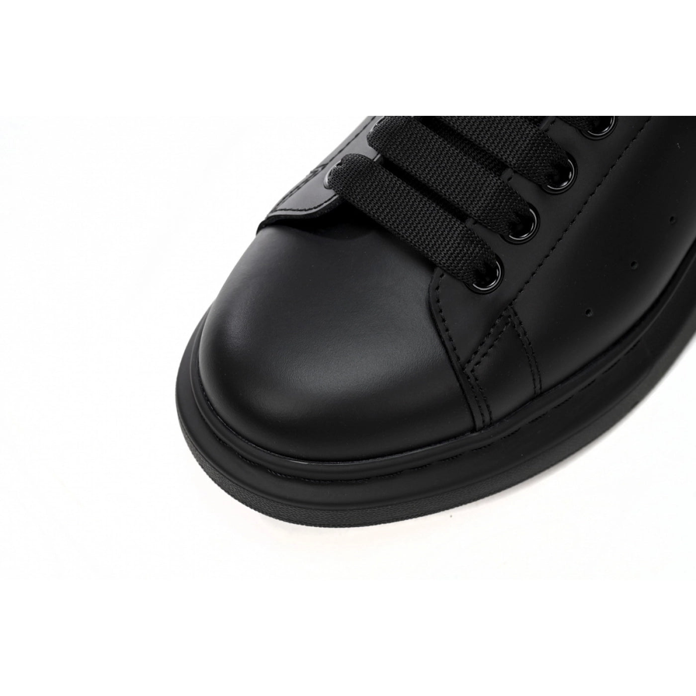 Alexander McQueen Sneaker Black gold