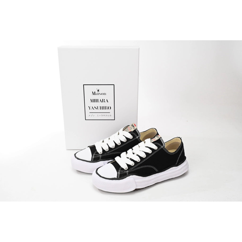 MIHARA YASUHIRO White Black sneakers