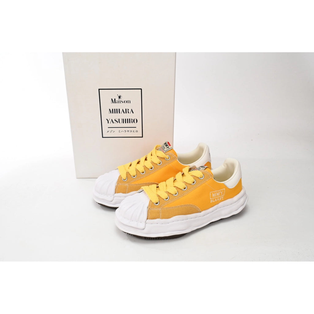 Mihara Yasuhiro White And White Yellow sneakers