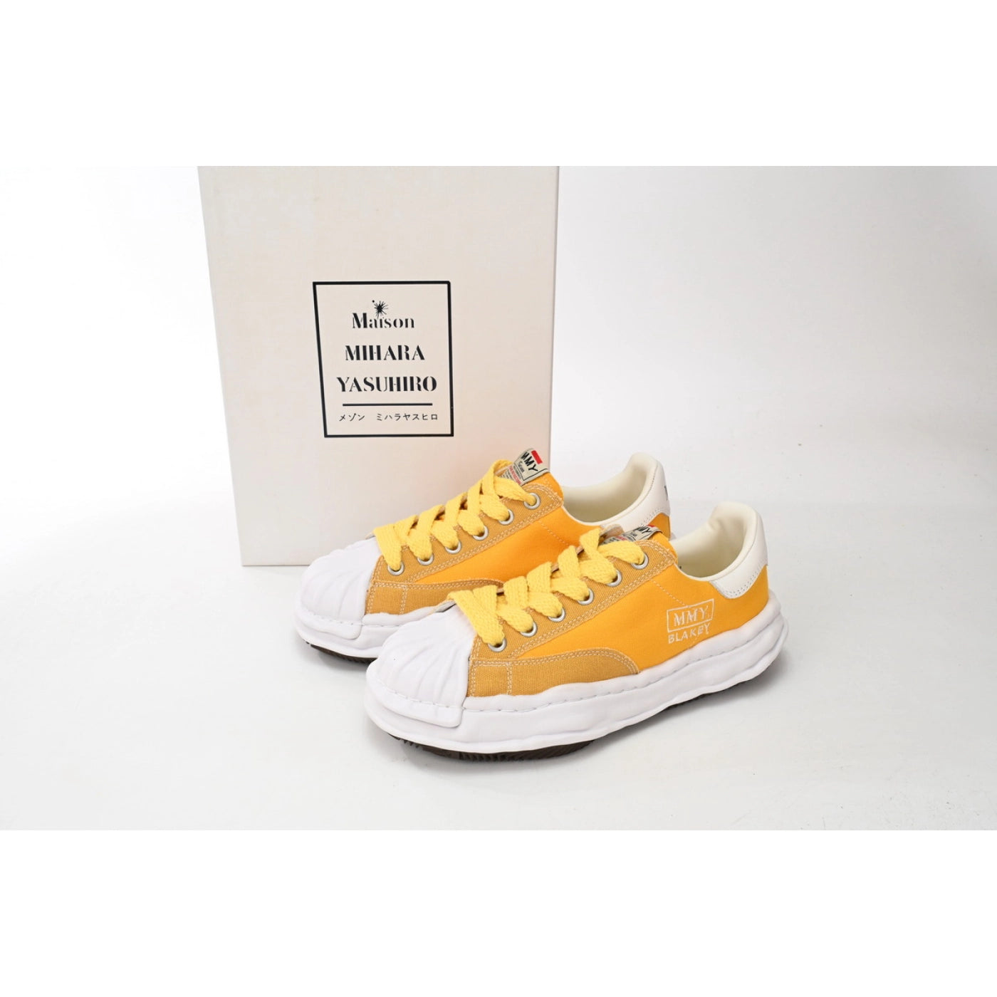 Mihara Yasuhiro White And White Yellow sneakers