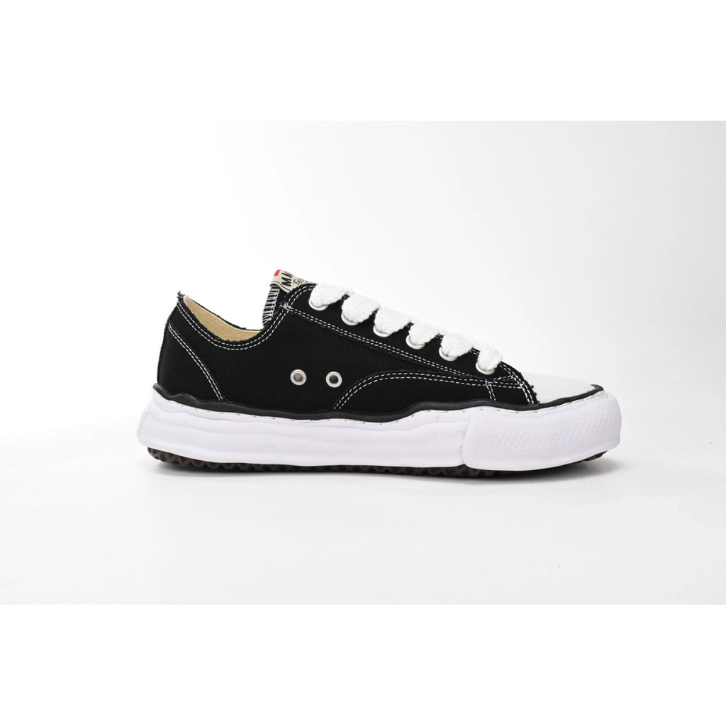 MIHARA YASUHIRO White Black sneakers