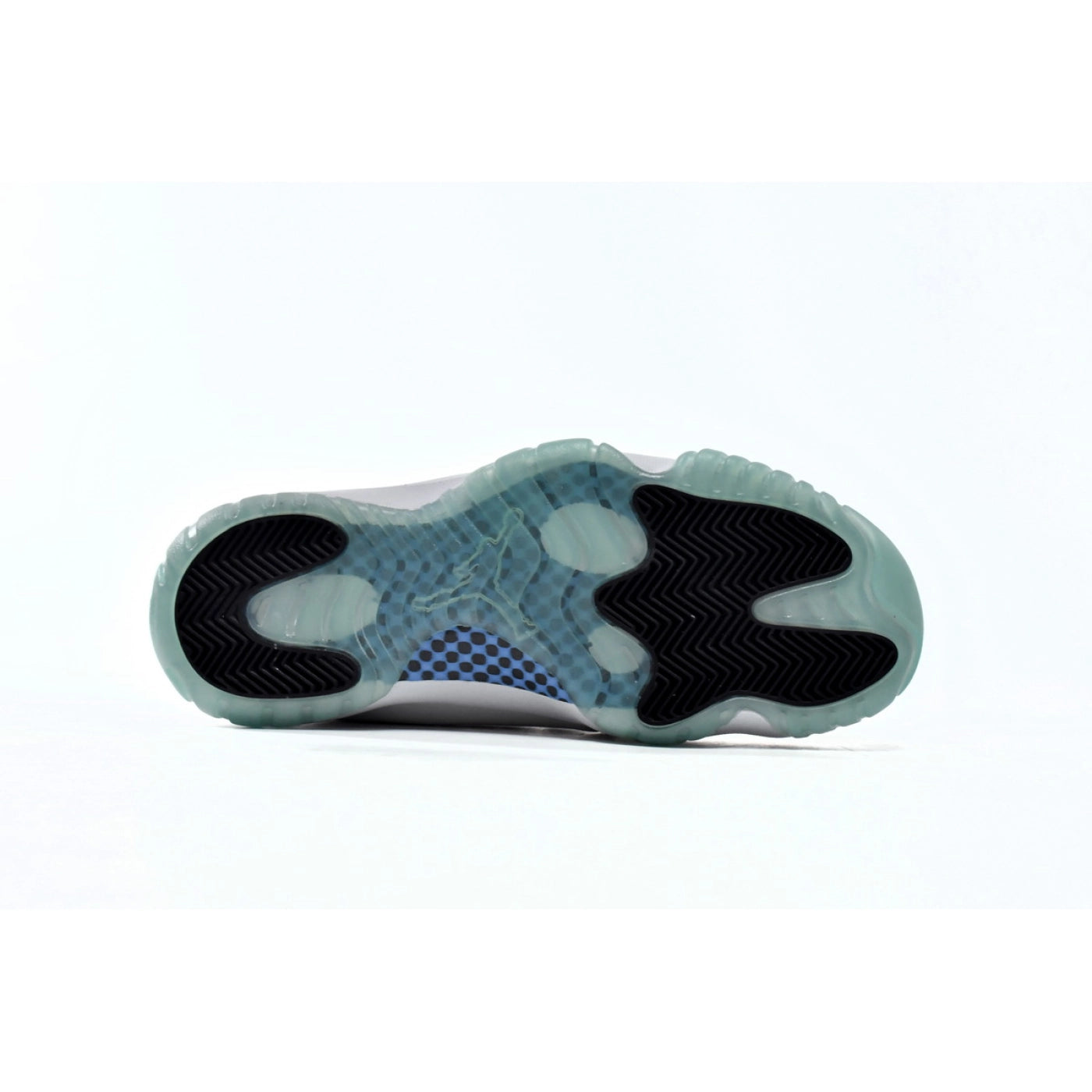 Air Jordan 11 Retro Legend Blue