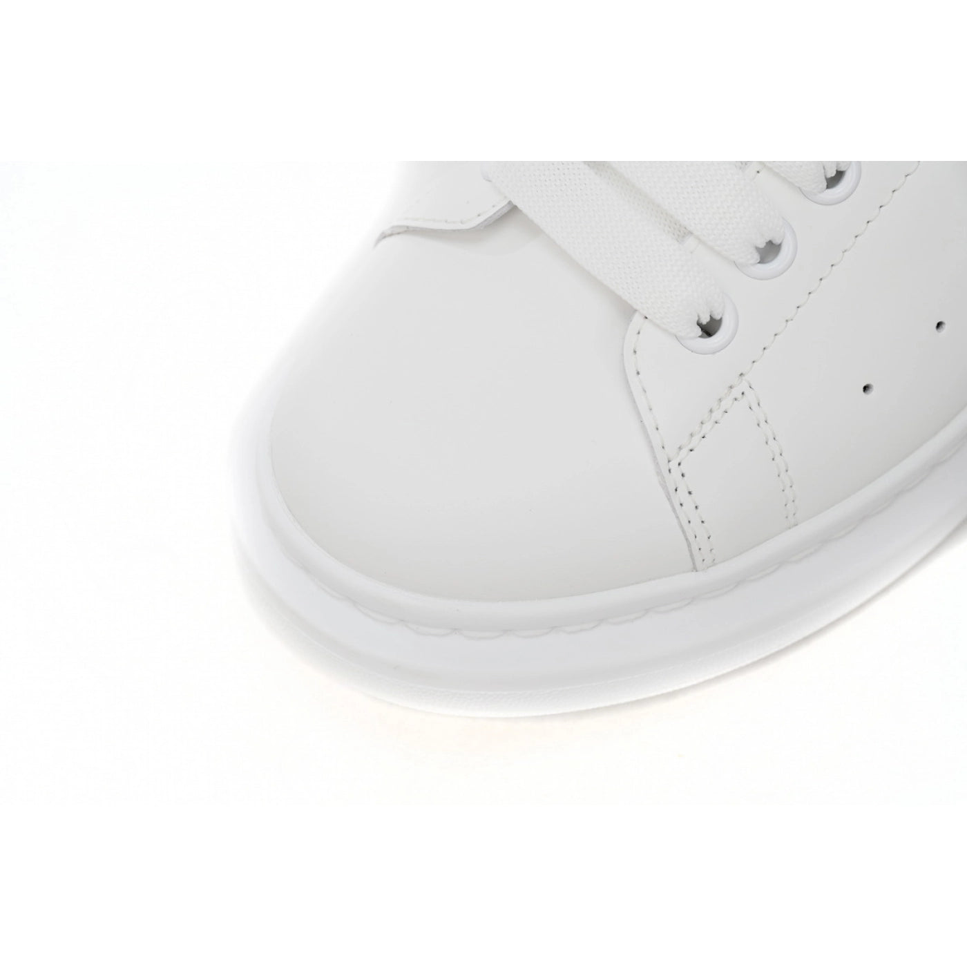 Alexander McQueen Sneaker Black Velvet white gold