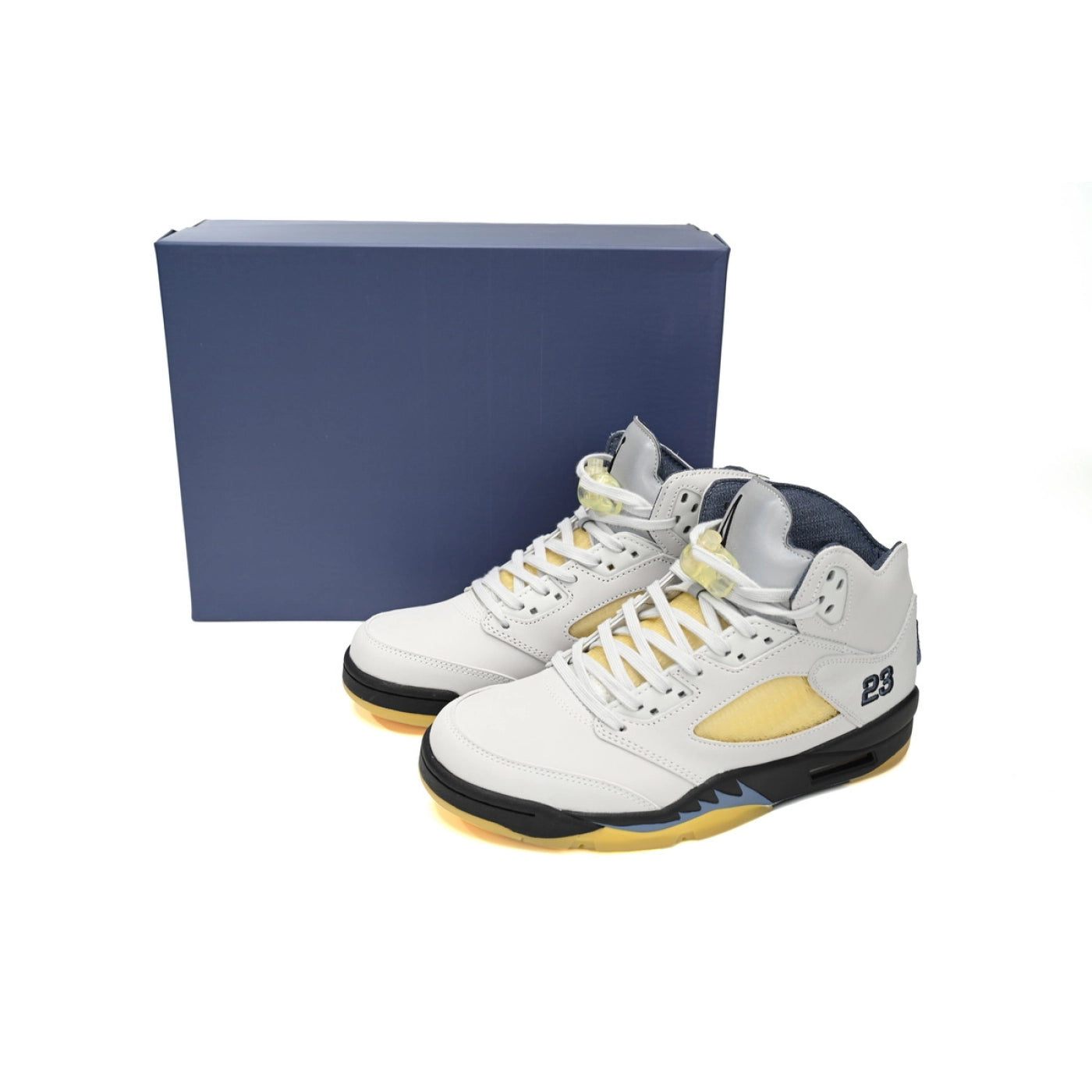 A Ma Maniere x Air Jordan 5 WMNS