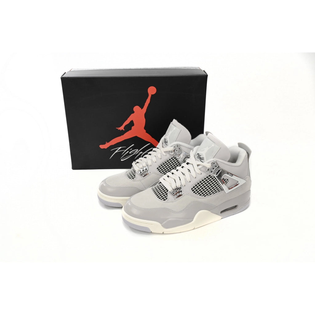 Jordan 4 Retro Frozen Moments