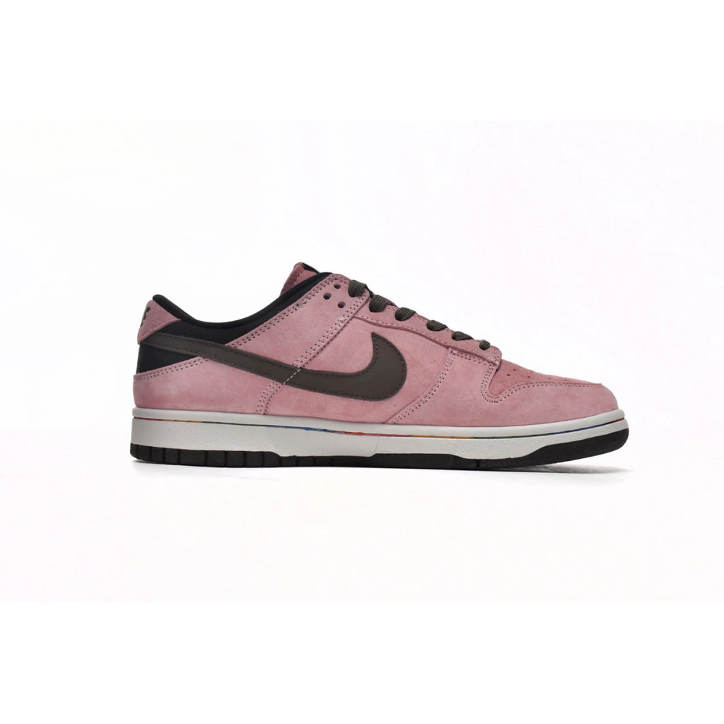 Nike SB Dunk Low