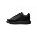 Alexander McQueen Sneaker Black gold