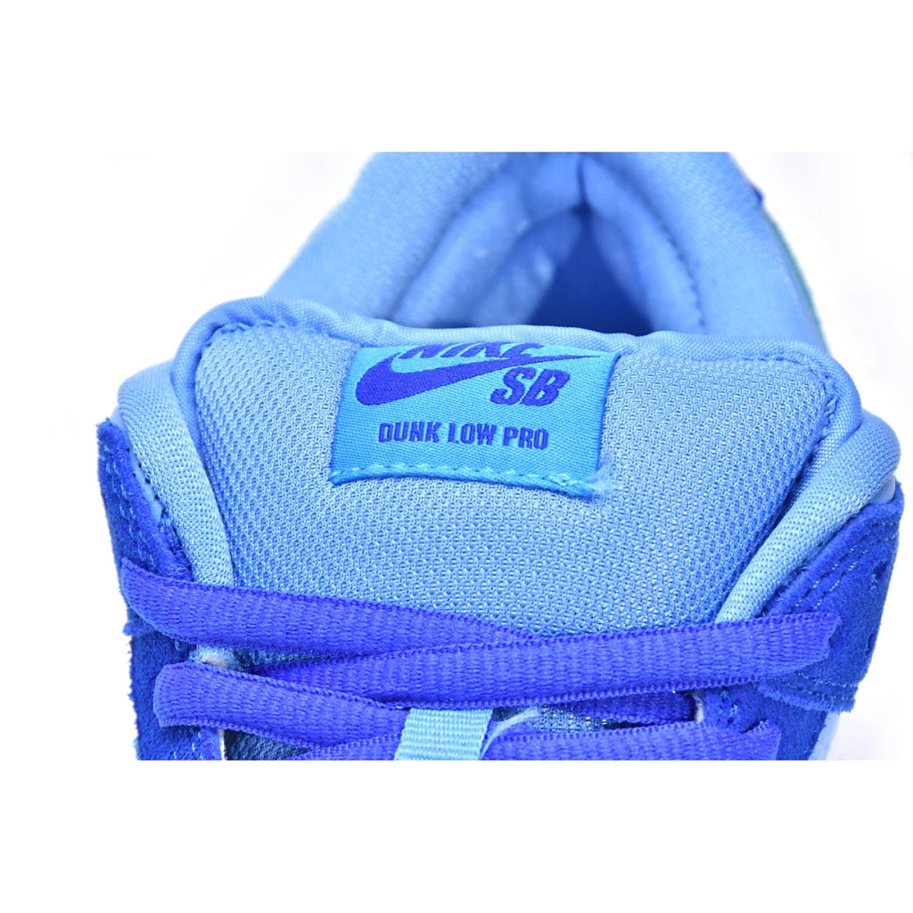 Nike SB Dunk Low Blue Raspberry